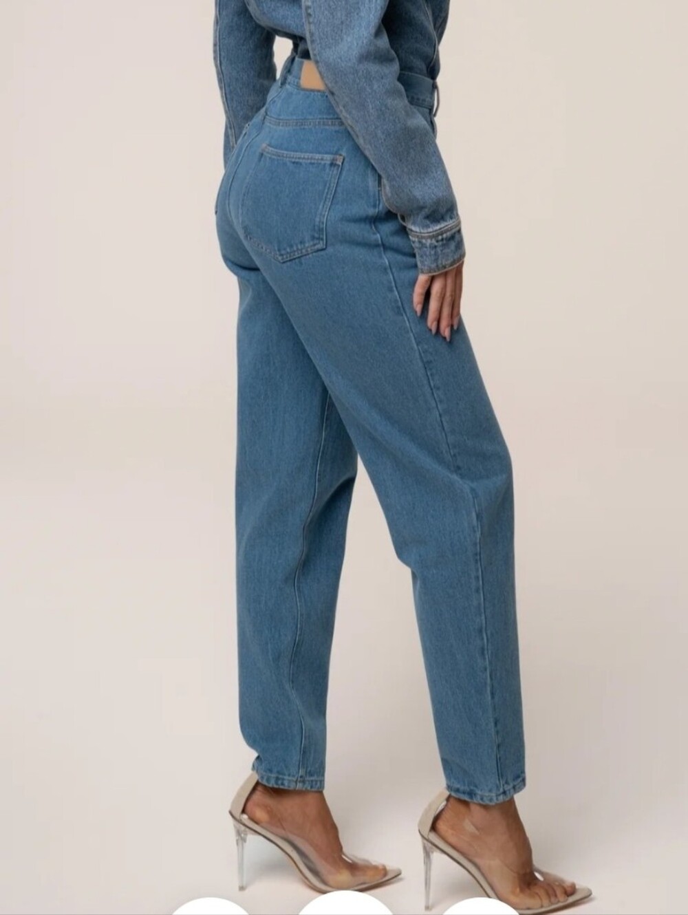 JLUXLABEL | Medium Wash Roesia Jeans In Blue Size 25 - Picture 4 of 16